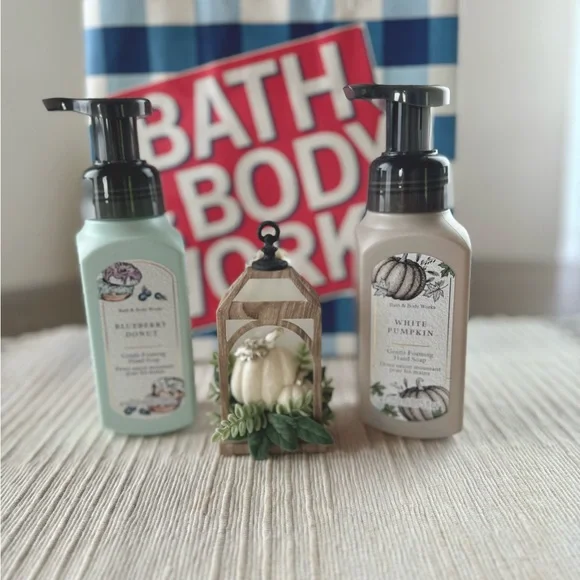 Bath & Body Works Fall Bundle🍂 - Picture 1 of 3